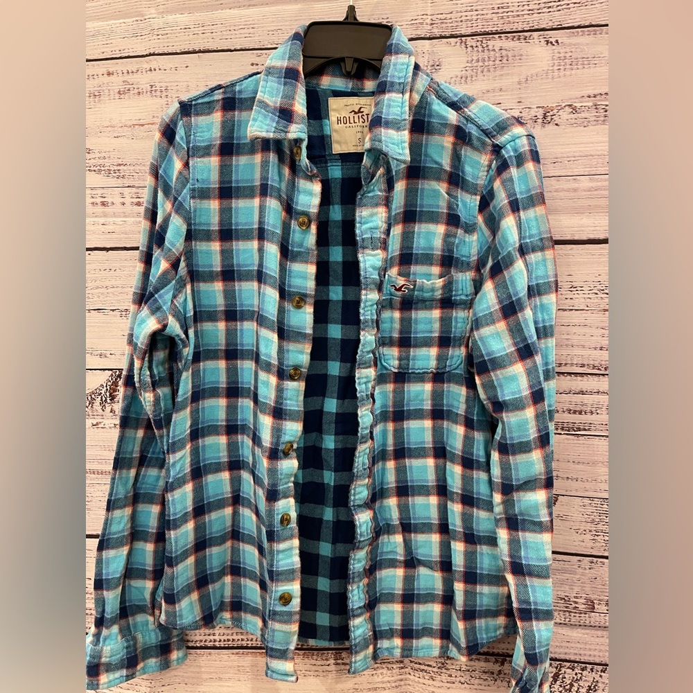 Hollister flannel with turquoise, navy, pink, white.